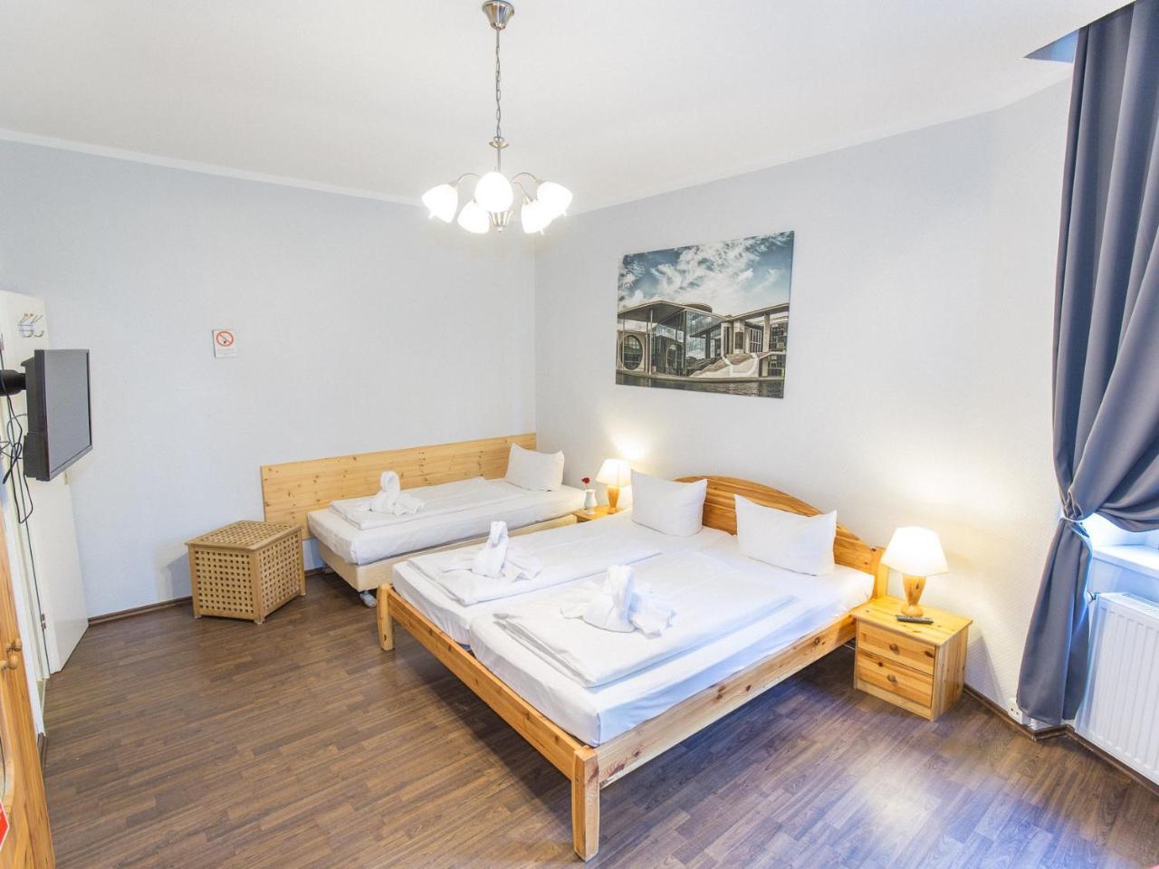 Pension Marie Prenzlauer Berg Berlim Exterior foto