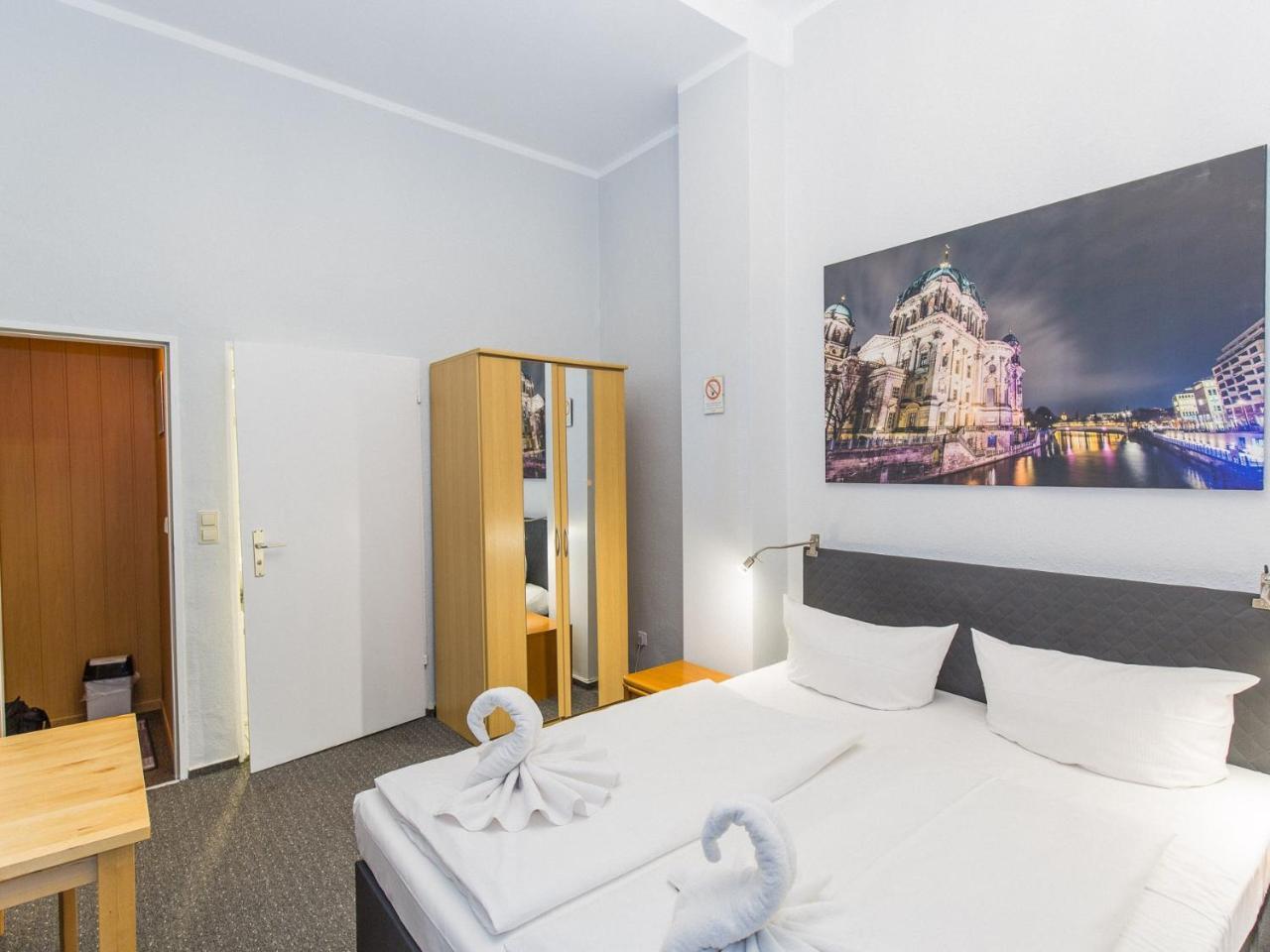 Pension Marie Prenzlauer Berg Berlim Exterior foto