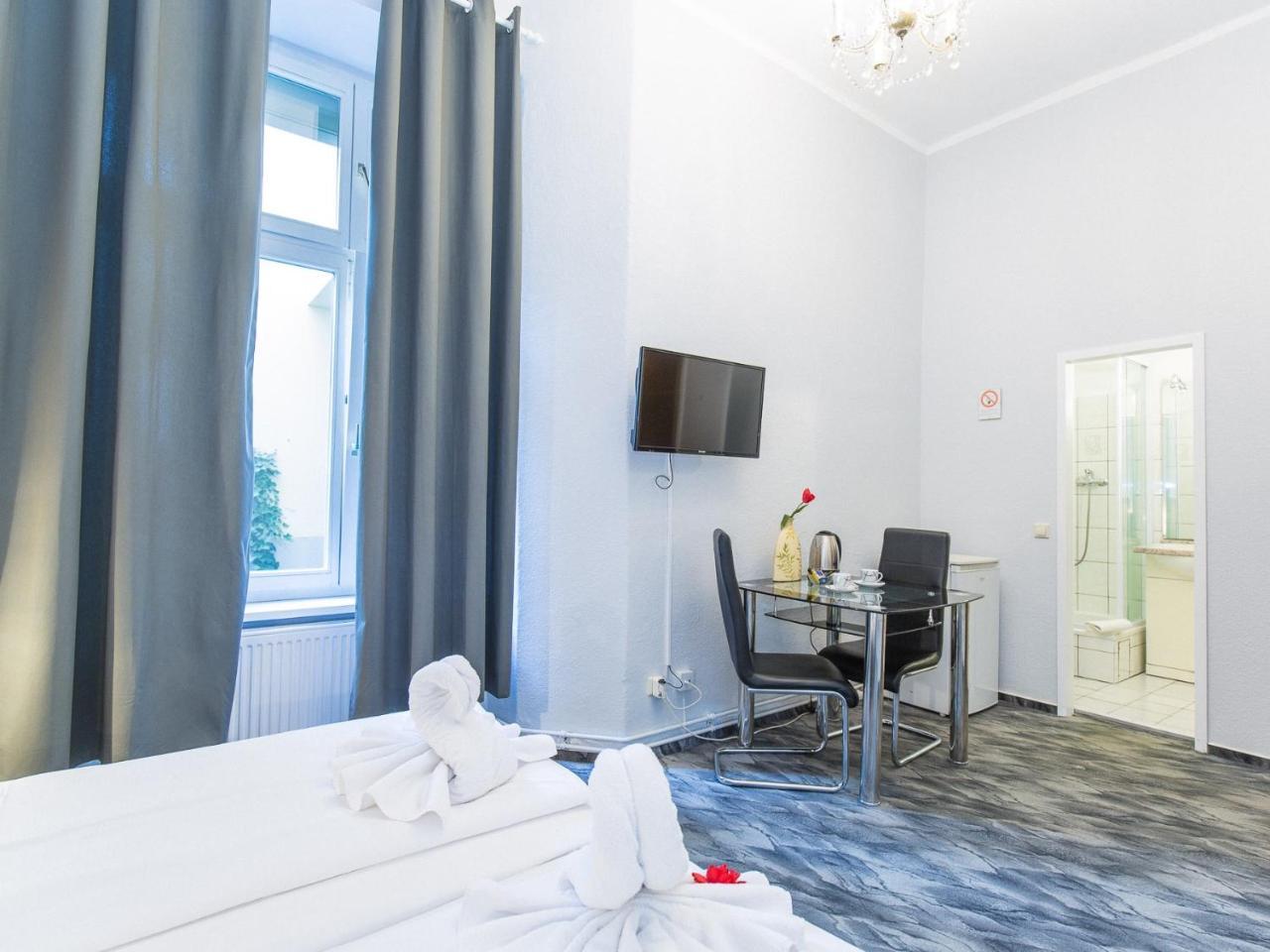 Pension Marie Prenzlauer Berg Berlim Exterior foto